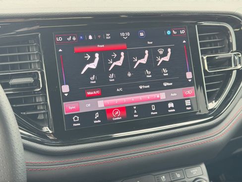 Used 2025 Dodge Durango GT AWD/4WD image 34
