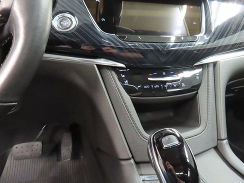 Used 2024 Cadillac XT6 Premium Luxury w/ LPO, Floor Liner Package AWD/4WD image 52