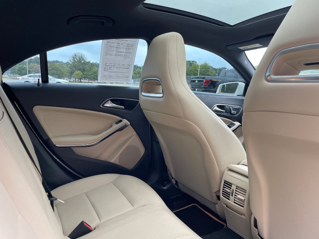 Used 2018 Mercedes-Benz CLA 250 image 30