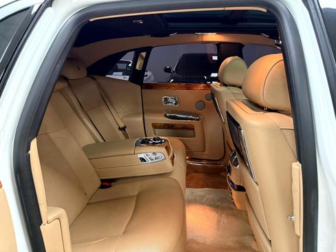 Used 2011 Rolls-Royce Ghost Sedan image 15
