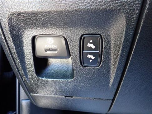 Used 2024 RAM 1500 Limited AWD/4WD image 18