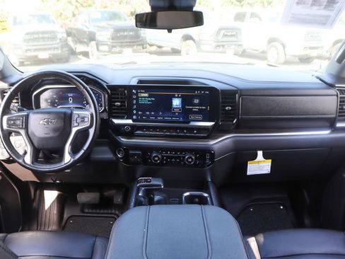 Used 2024 Chevrolet Silverado 1500 LT Trail Boss w/ LT Trail Boss Premium Package AWD/4WD image 26