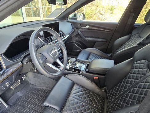 Used 2023 Audi SQ5 Premium Plus w/ Premium Plus Package image 18
