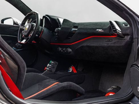 Certified 2019 Ferrari 488 Pista Coupe RWD image 51
