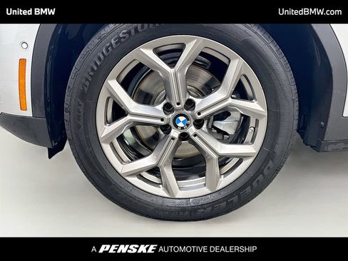 Used 2021 BMW X3 sDrive30i w/ Convenience Package RWD image 2