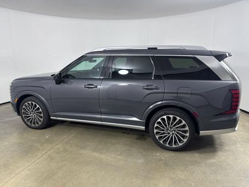 Used 2026 Hyundai Palisade Calligraphy FWD image 10