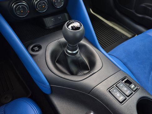 Used 2024 Nissan Z Performance w/ Floor Mat Package RWD image 23
