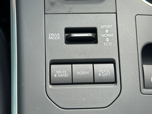 New 2026 Toyota Highlander XLE AWD/4WD image 30