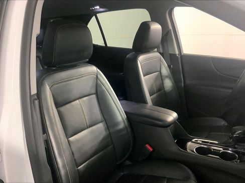 Used 2023 Chevrolet Equinox Premier FWD image 7