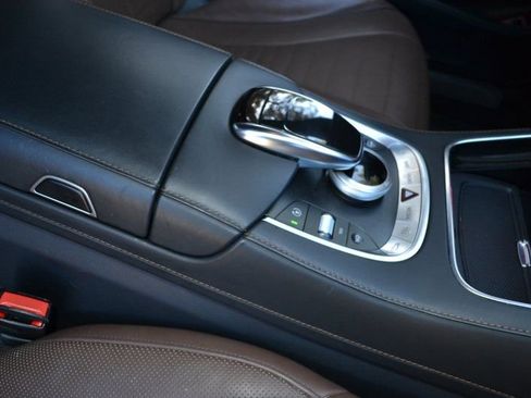 Used 2016 Mercedes-Benz S 550 4MATIC Sedan image 27
