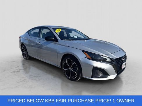 Certified 2023 Nissan Altima 2.5 SR image 10