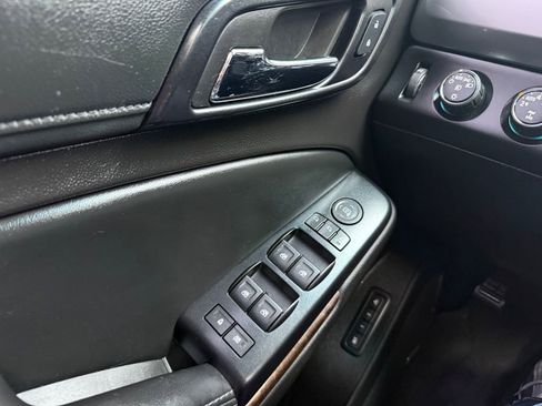 Used 2016 Chevrolet Tahoe LT image 39