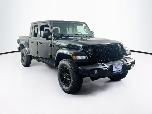 Used 2023 Jeep Gladiator Sport AWD/4WD image 3