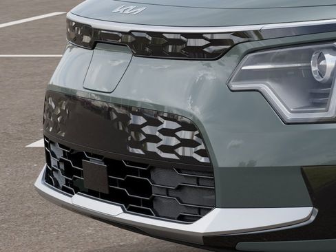 New 2025 Kia Niro Wind w/ Wind Preserve Package FWD image 12