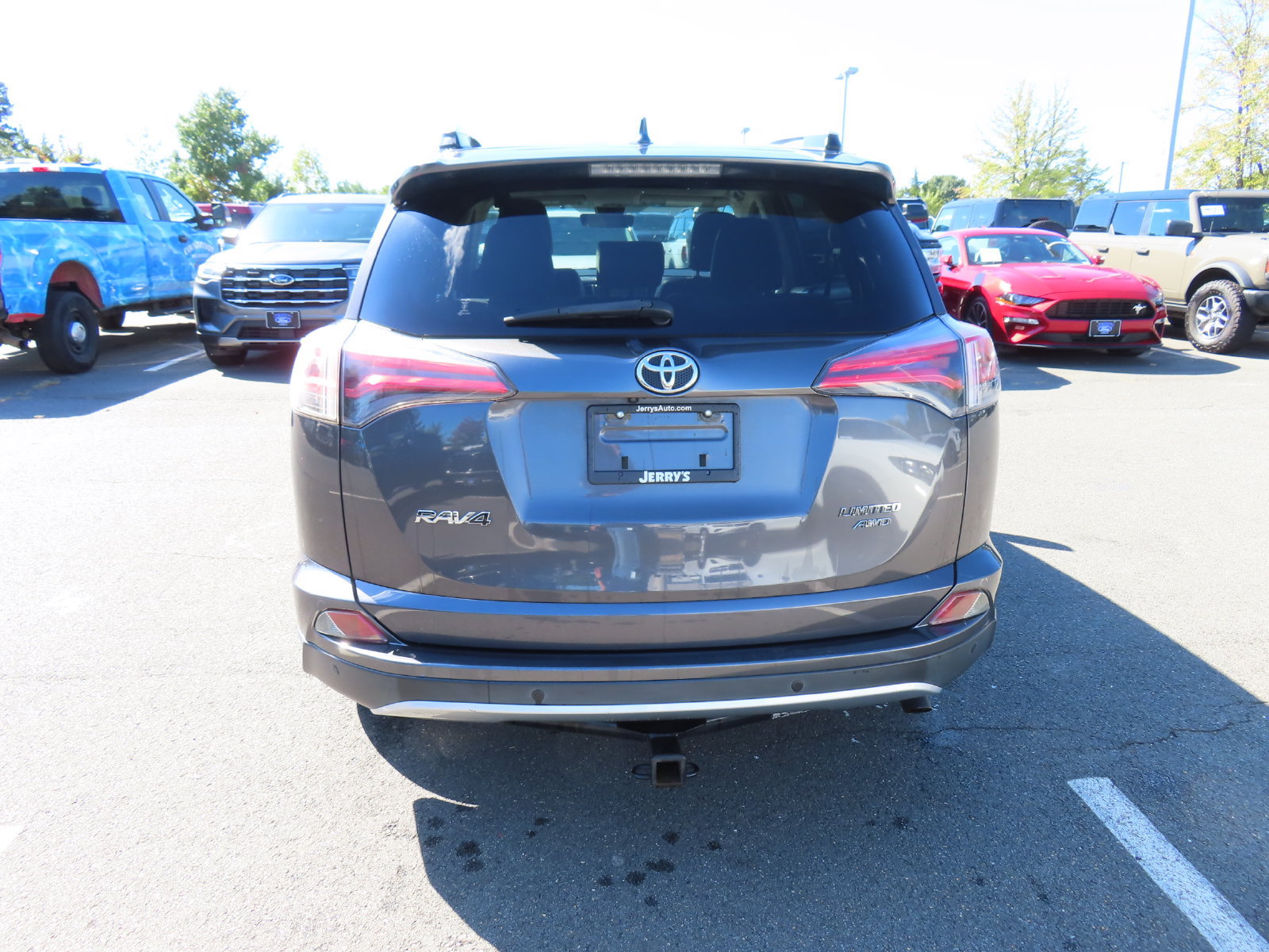 Used 2016 Toyota RAV4 Limited w/ Advanced Technology Package AWD/4WD image 6