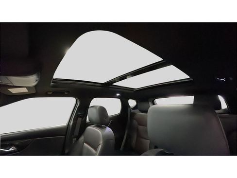Certified 2023 Chevrolet Blazer RS w/ Driver Confidence II Package AWD/4WD image 15