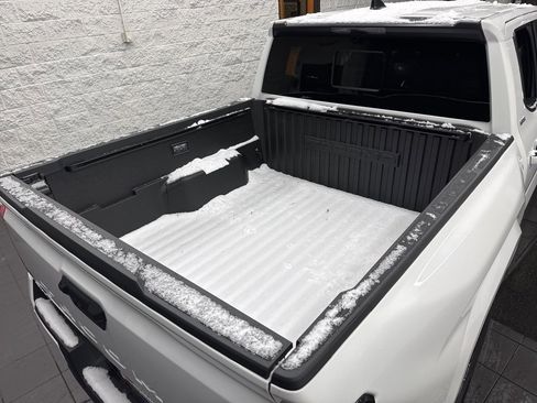 New 2025 Toyota Tacoma SR5 image 9