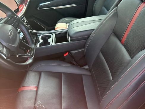 Used 2024 Chevrolet Traverse RS w/ LPO, Floor Liner Package AWD/4WD image 30
