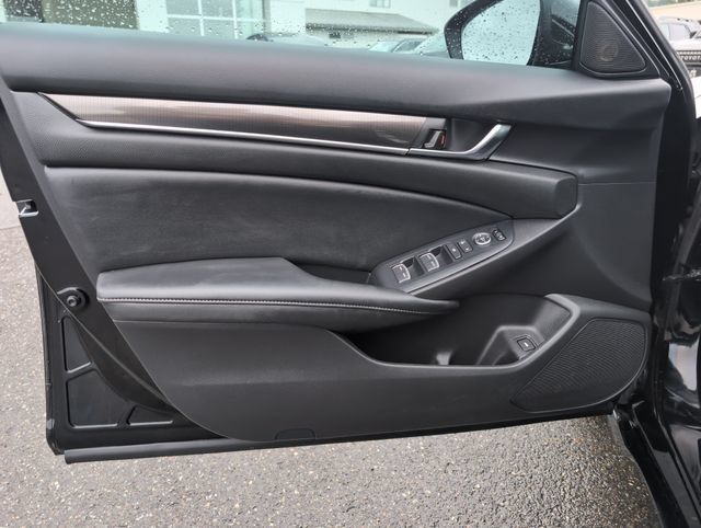 Used 2022 Honda Accord Sport image 17