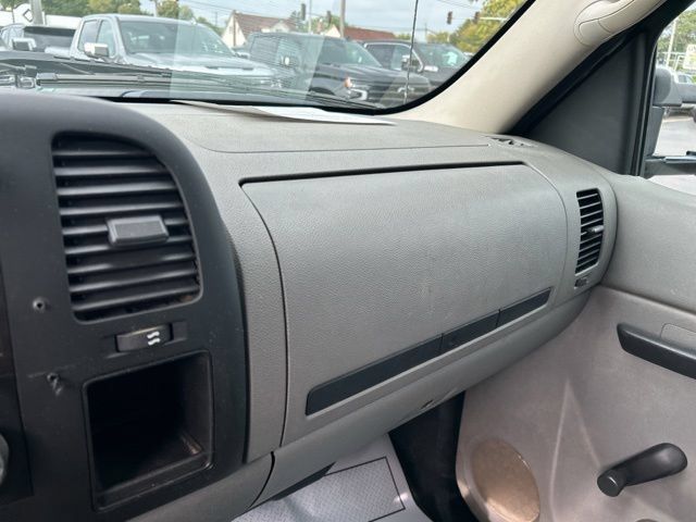 Used 2013 Chevrolet Silverado 3500 W/T RWD image 34
