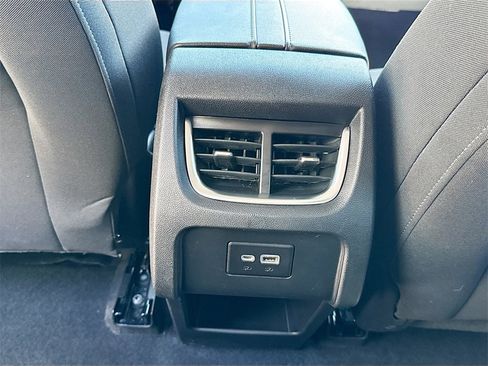 Used 2021 Chevrolet Blazer LT image 24