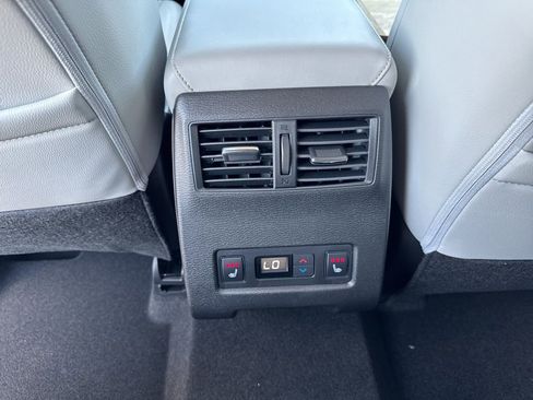 New 2026 Mitsubishi Outlander SEL FWD image 28