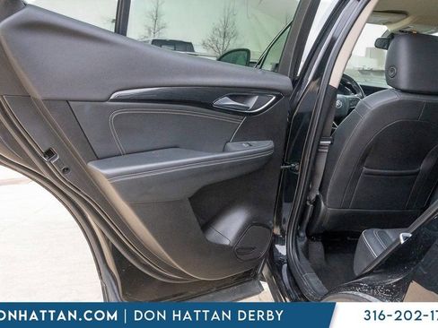 Used 2023 Buick Envision Essence image 19