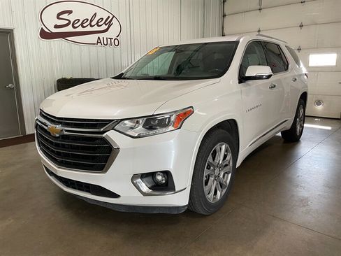 Used 2018 Chevrolet Traverse Premier AWD/4WD image 2