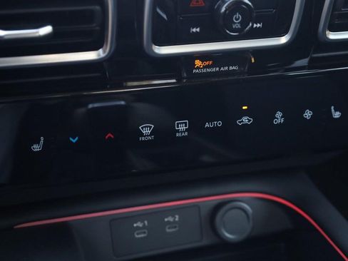 New 2026 Nissan Sentra SV w/ SV Convenience Package FWD image 16