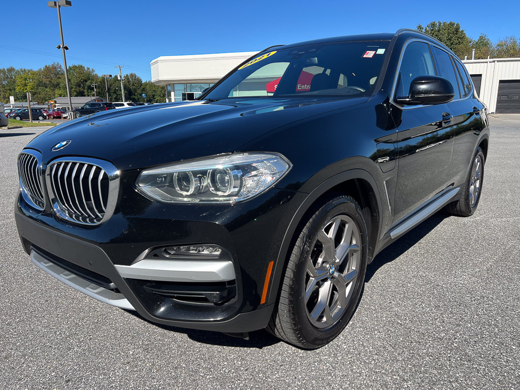 Used 2021 BMW X3 xDrive30e w/ Convenience Package AWD/4WD image 2
