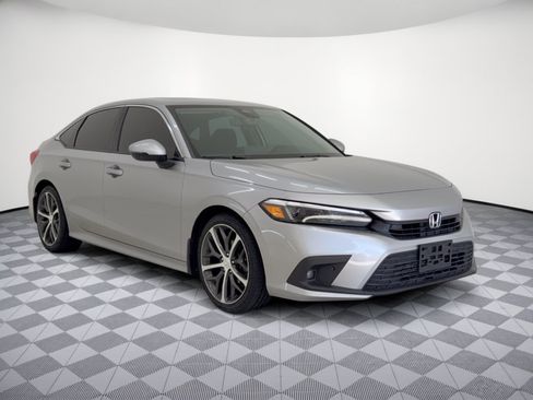 Used 2022 Honda Civic Touring image 7