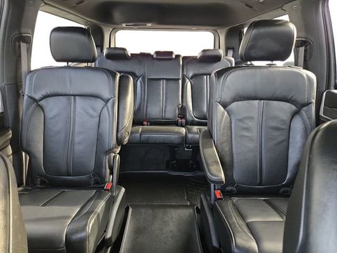 Used 2022 Jeep Wagoneer Series III w/ Flexible Seating Group image 36