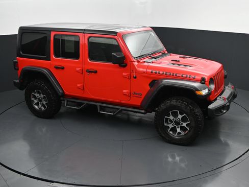 Used 2022 Jeep Wrangler Unlimited Rubicon AWD/4WD image 34