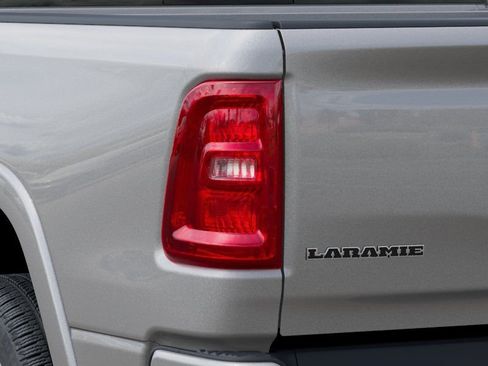 New 2026 RAM 1500 Laramie AWD/4WD image 9