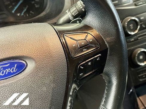 Used 2017 Ford Explorer XLT AWD/4WD image 13