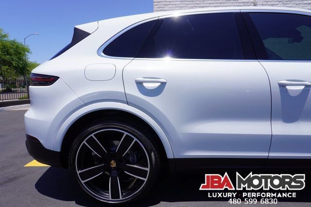 Used 2023 Porsche Cayenne AWD/4WD image 80