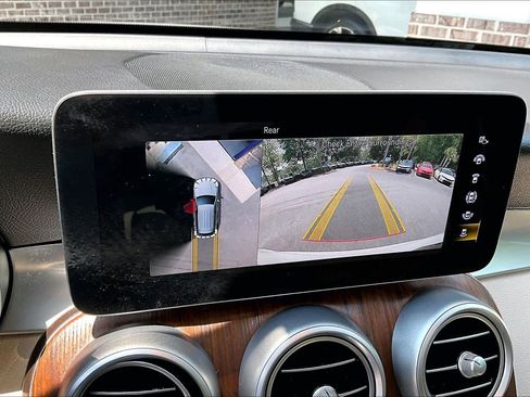 Certified 2022 Mercedes-Benz GLC 300 4MATIC w/ Driver Assistance Package image 27
