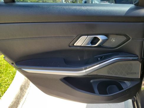 Used 2021 BMW M3 Competition RWD image 13