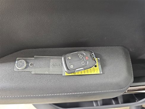 Used 2020 Chevrolet Silverado 1500 RST image 42