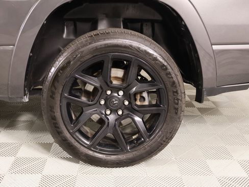 Used 2021 RAM 1500 Laramie AWD/4WD image 19