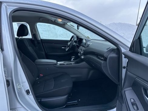 Certified 2020 Nissan Sentra SV image 12