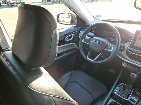 Used 2022 Jeep Compass Limited w/ Elite Group image 15