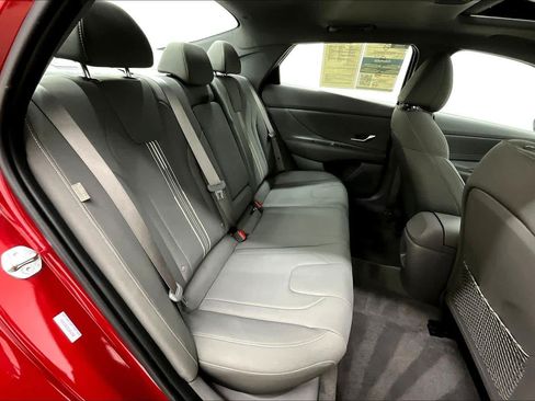 Used 2025 Hyundai Elantra SEL FWD image 20