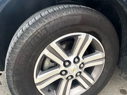 Used 2017 Chevrolet Traverse LT image 26