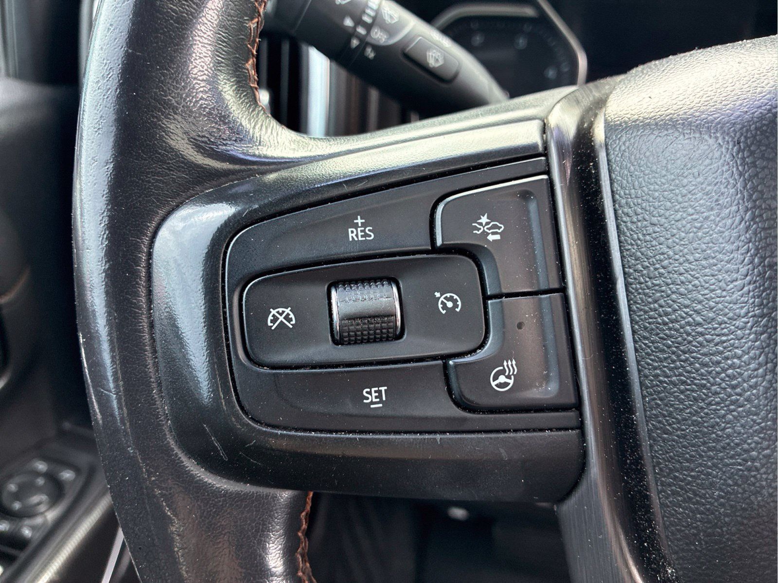 Used 2020 GMC Sierra 2500 AT4 w/ AT4 Premium Package AWD/4WD image 14