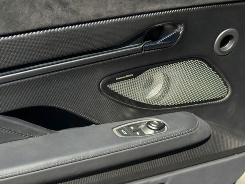 Used 2025 Aston Martin Vanquish image 19