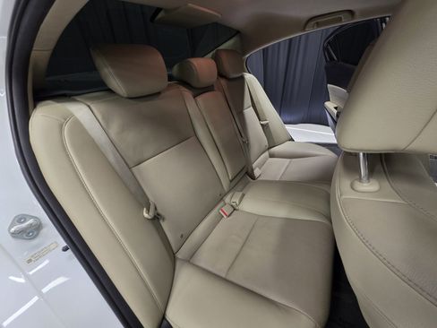 Used 2017 Acura ILX w/ Premium Package image 42