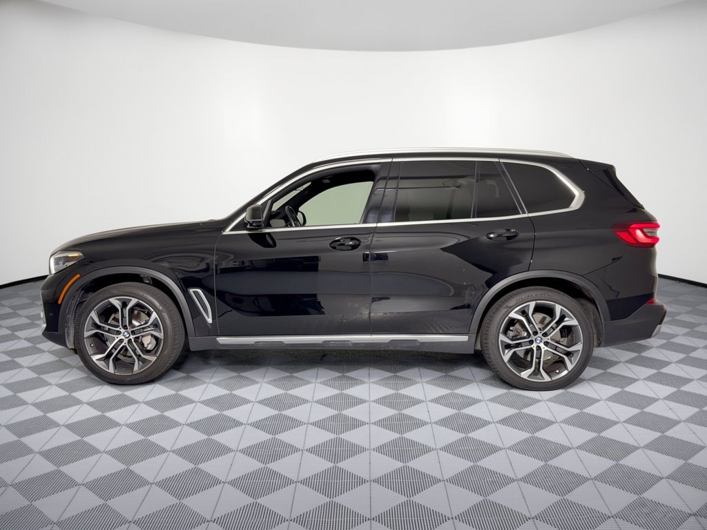 Used 2023 BMW X5 sDrive40i w/ Climate Comfort Package RWD image 2