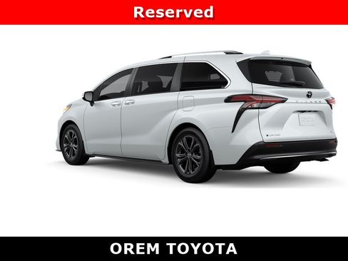 New 2026 Toyota Sienna Platinum AWD/4WD image 6