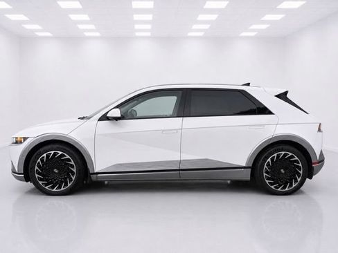 Used 2023 Hyundai Ioniq 5 Limited w/ Cargo Package AWD/4WD image 5